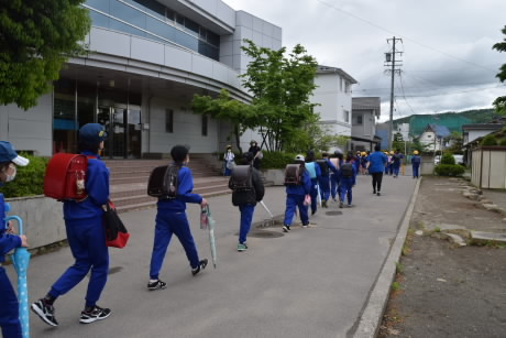 dispersed  school attendance leaving school11.jpg