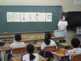 4年学年だより.jpg