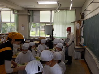 20250612-1.CenterKyushoku2.JPG