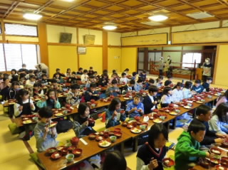 4年長野市見学2.jpg