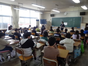 担任との出会い(初めての学活)2.jpg