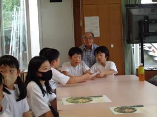 地域の先輩のお話 (2).JPG