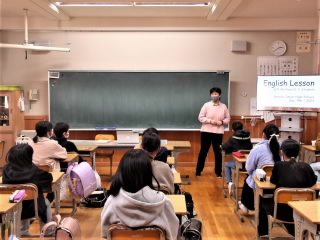 r51204010.jpg