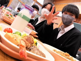 r5121501.jpg