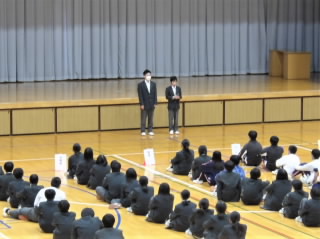 r6040516.jpg
