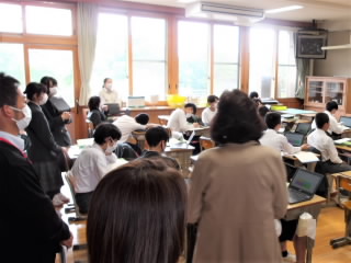 r6050702.jpg
