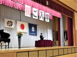 r7040402.jpg