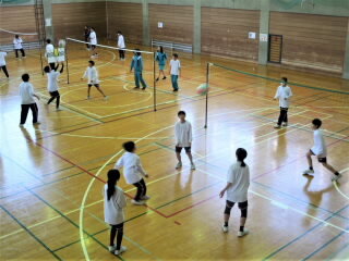 r7102312.jpg