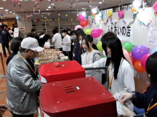 r7102620.JPG