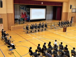r7121804.jpg