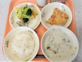 r7122412.jpg