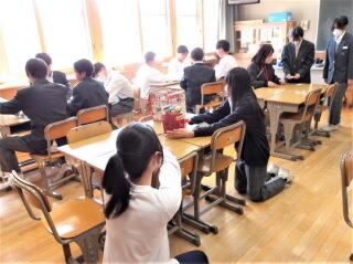 r8012104.jpg