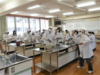 r8012811.jpg