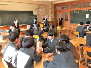 r8020401.jpg