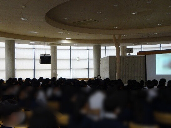ef6cbd37-4d01-44f3-9466-6415e224e410.jpg
