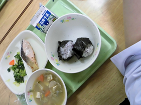 おにぎり⑥HP用.png