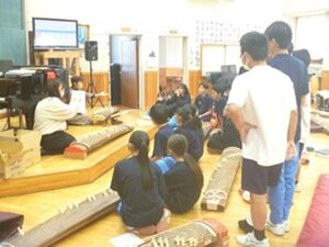 琴③HP用.jpg