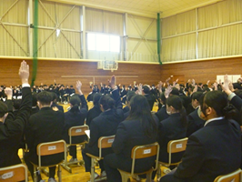 生徒総会②HP用.png